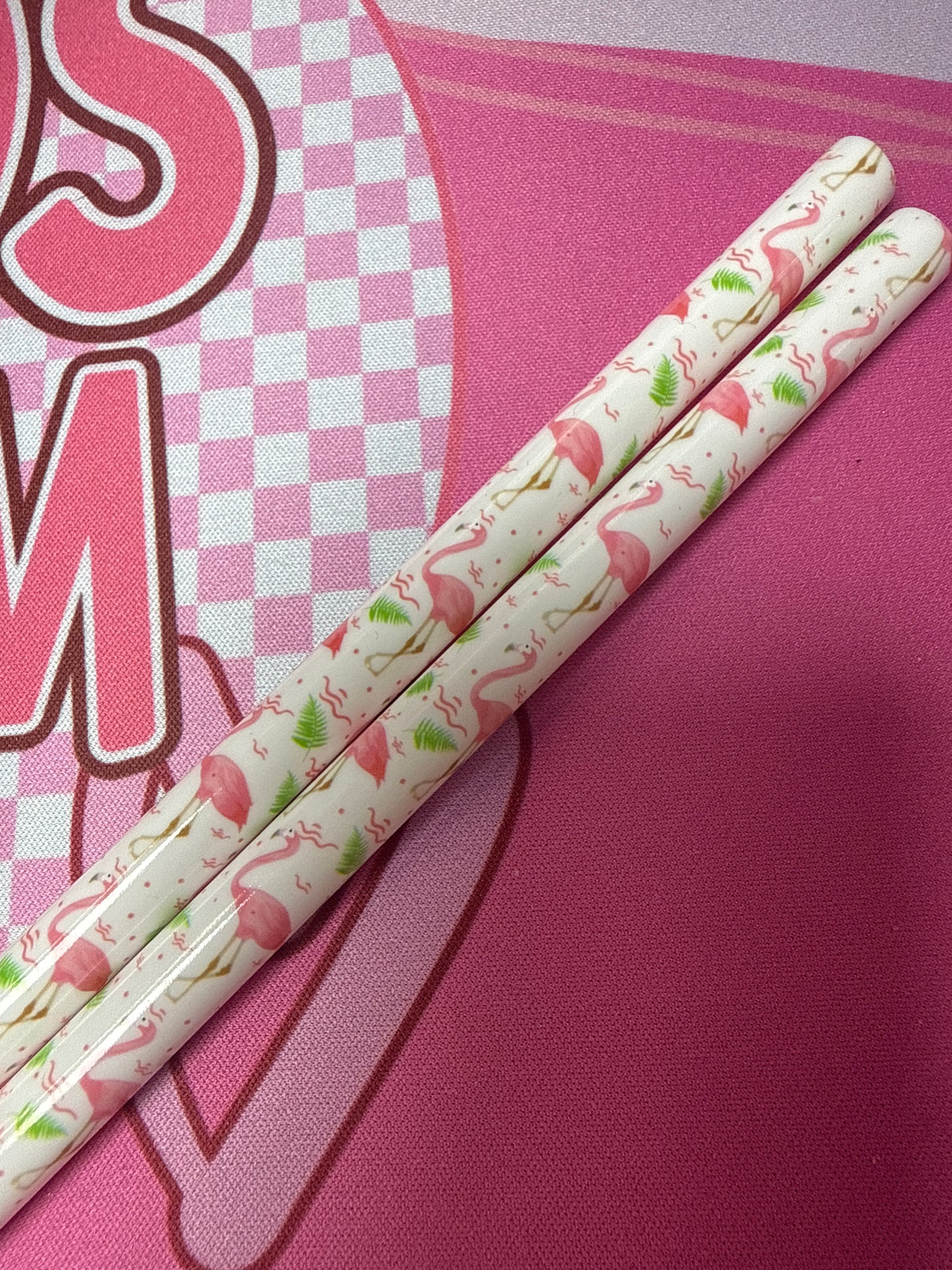 Flamingo 40 oz straw