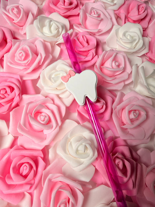 Tooth with Bow Straw Topper