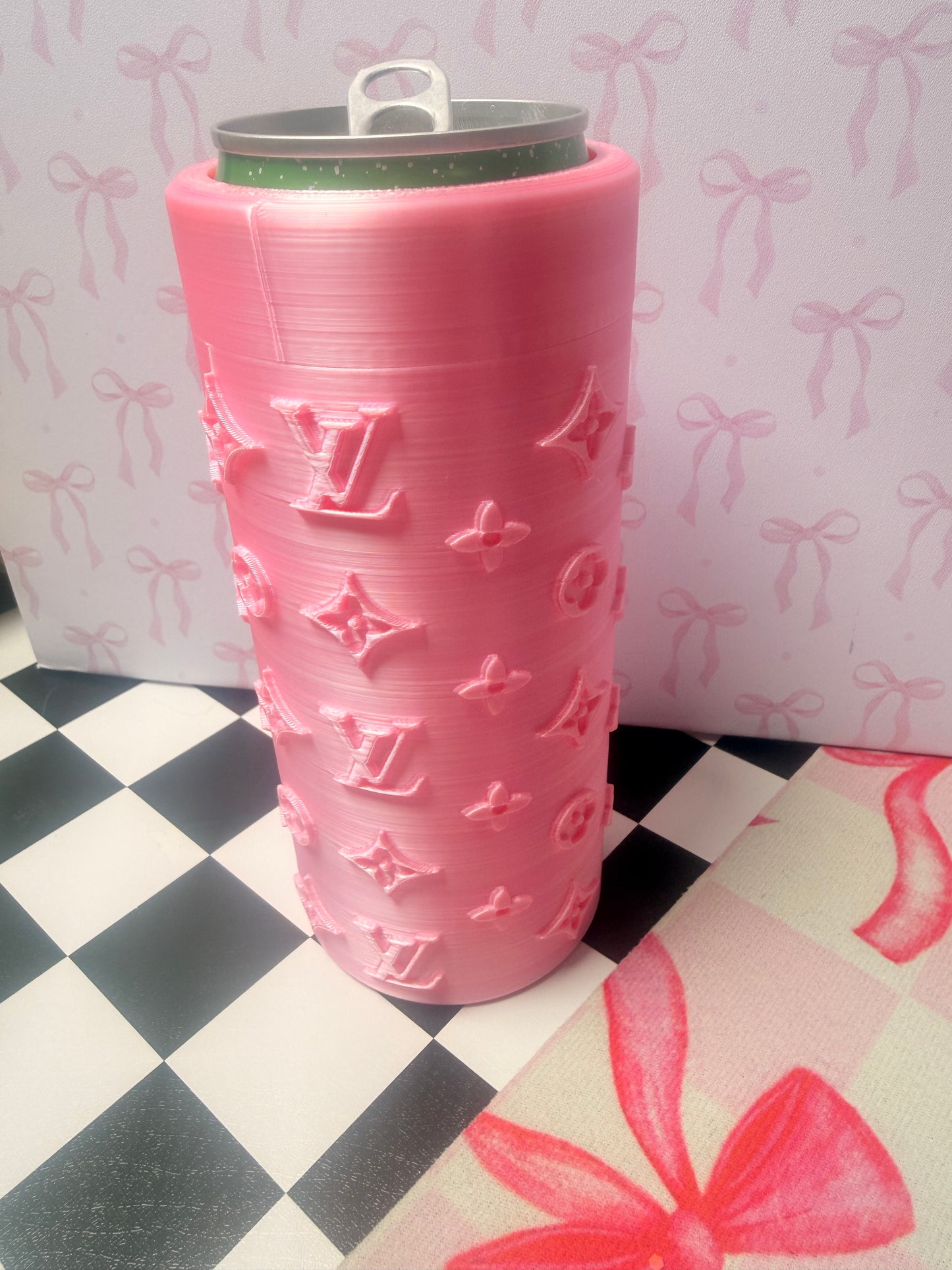 L V 12 oz skinny can holder